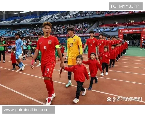 国内足坛巨星崛起引领中国足球未来发展新篇章